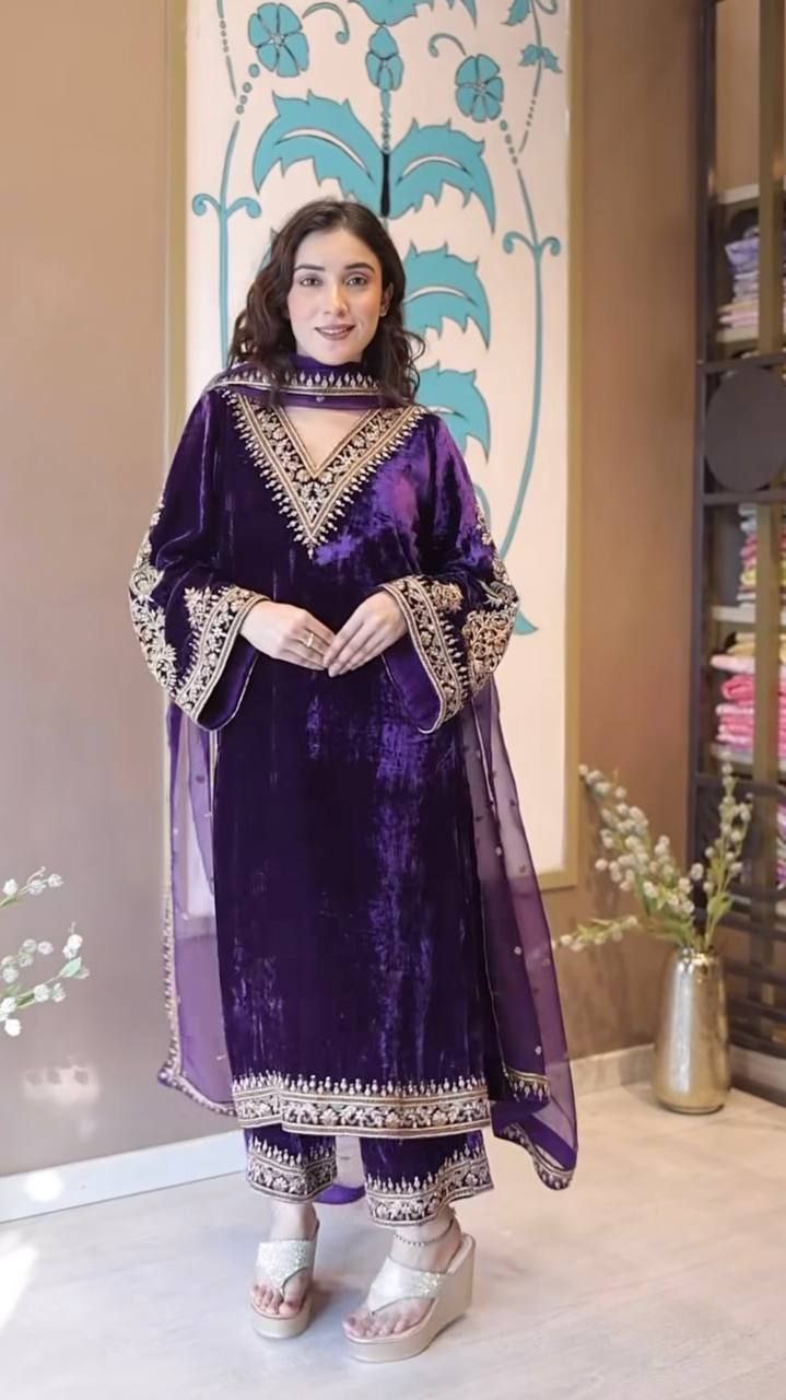 Deep purple pakistani suit set