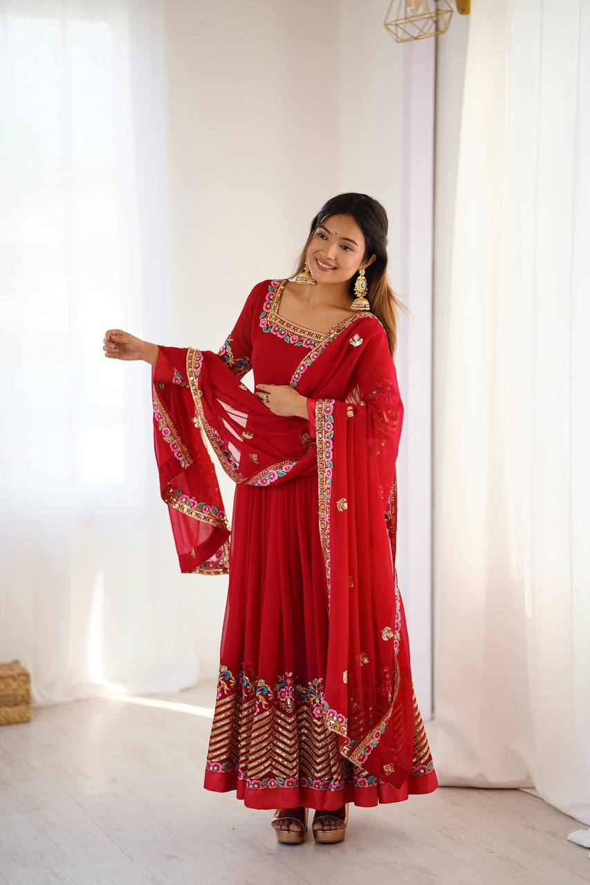 Embroided gown set