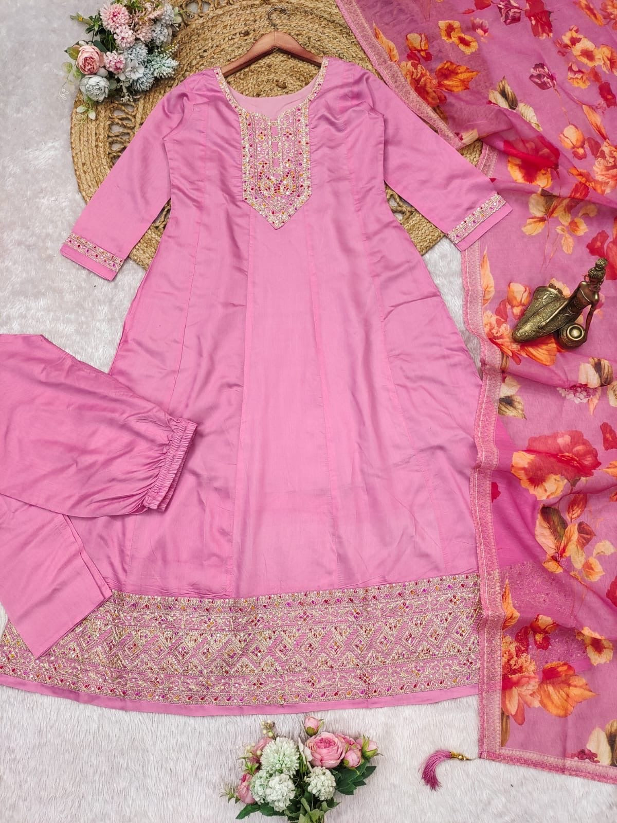 Suit with floral duppata