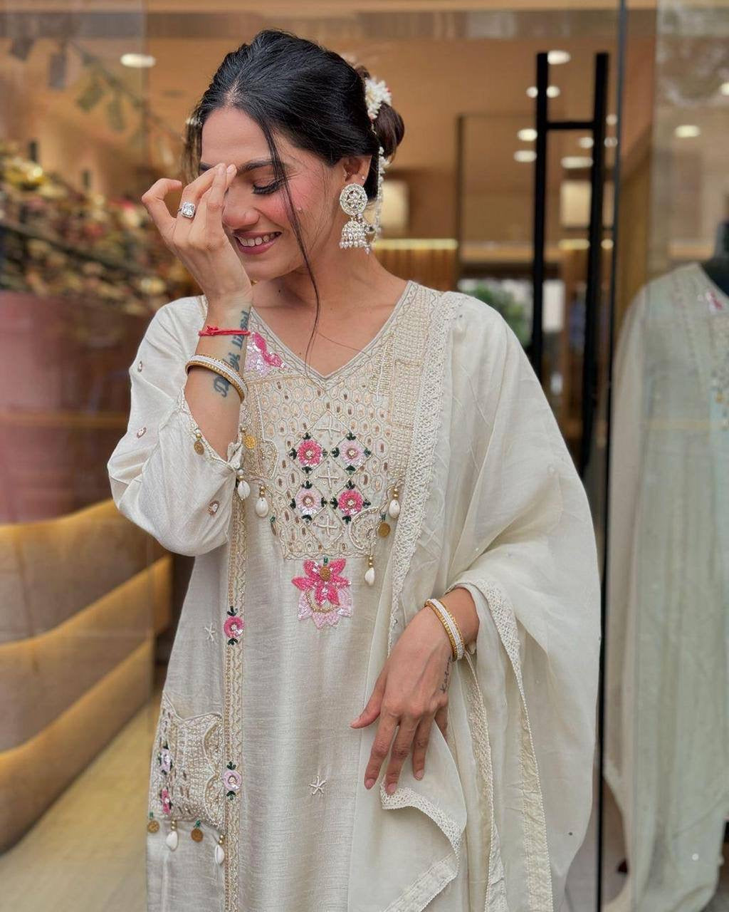 Roman Silk straight suit set.