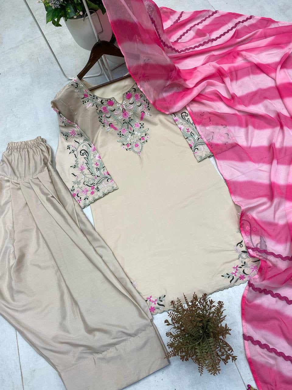 Salwar suit set organza dupatta.