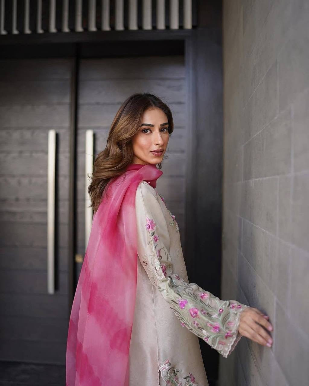 Salwar suit set organza dupatta.