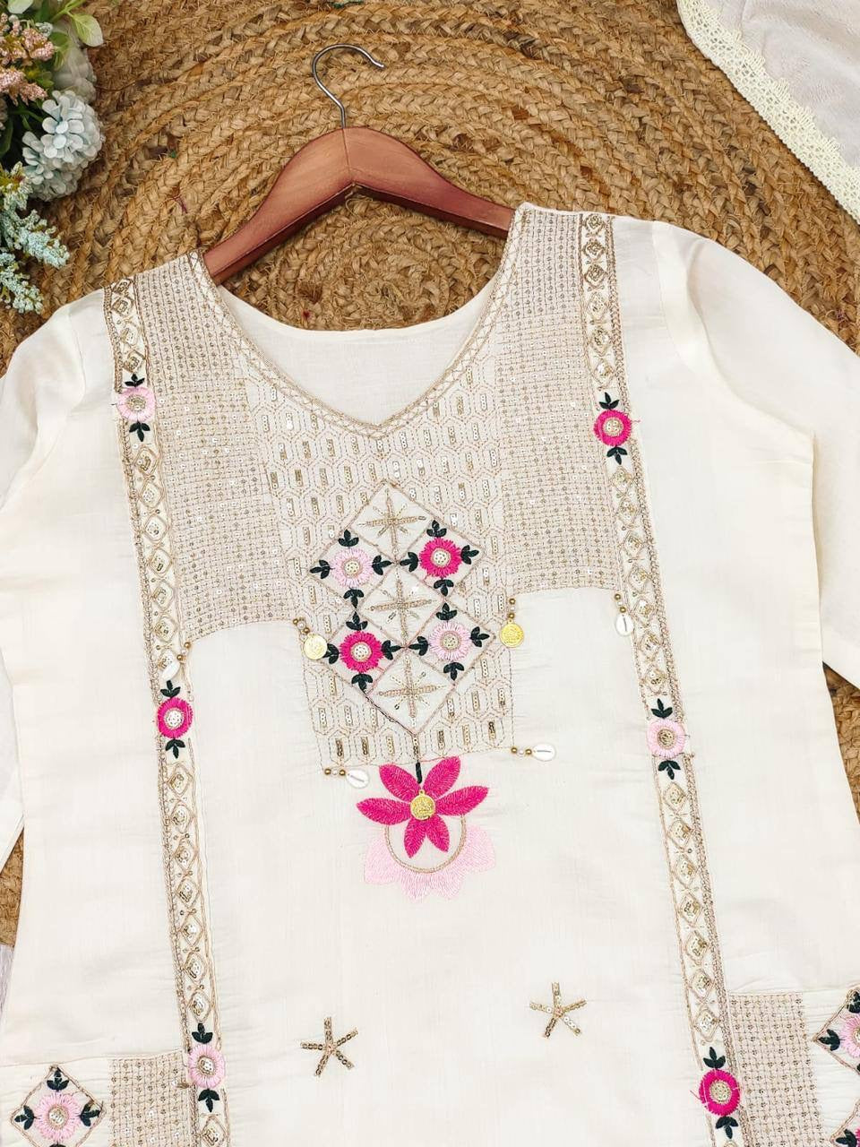 Roman Silk straight suit set.